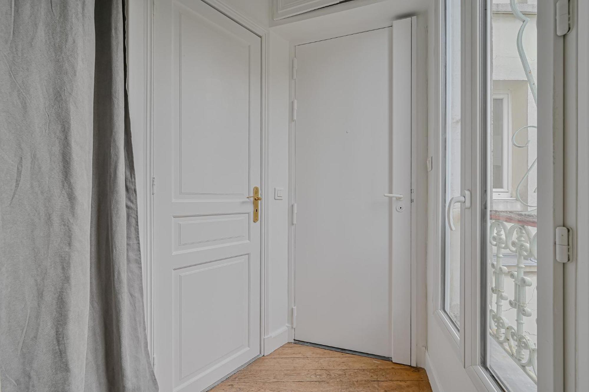 Apartamento Le Poetique Niche Au Pied Du Sacre-Coeur París Exterior foto